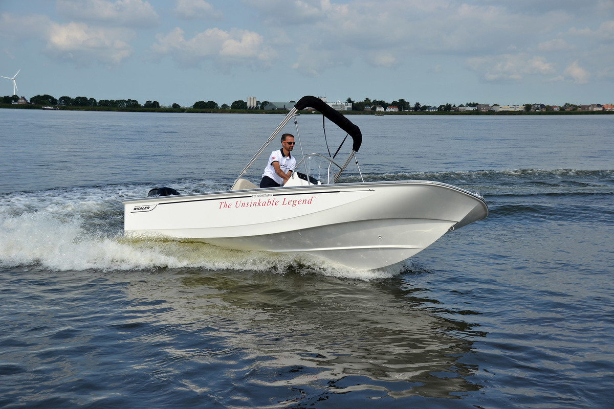 foto: 21 Boston Whaler 170 Montauk