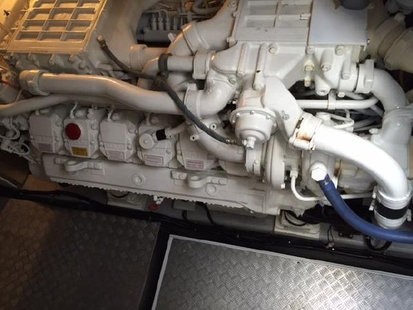 foto: 15 Sunseeker Predator 72