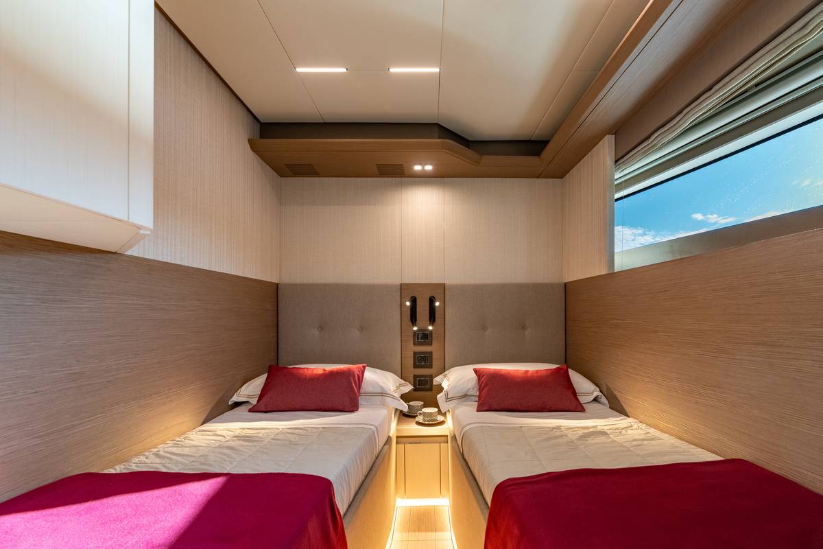 foto: 24 PARDO YACHTS Endurance 72 - NEW