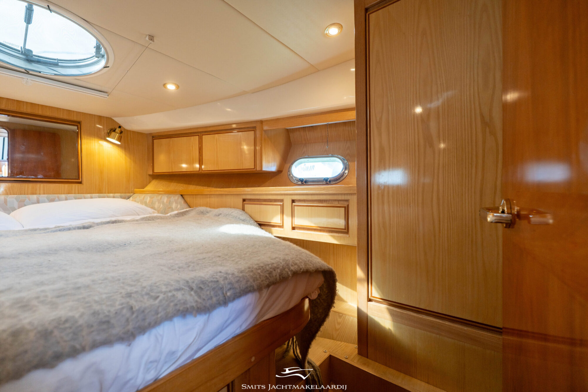 foto: 90 Astor Astor 37 Flybridge