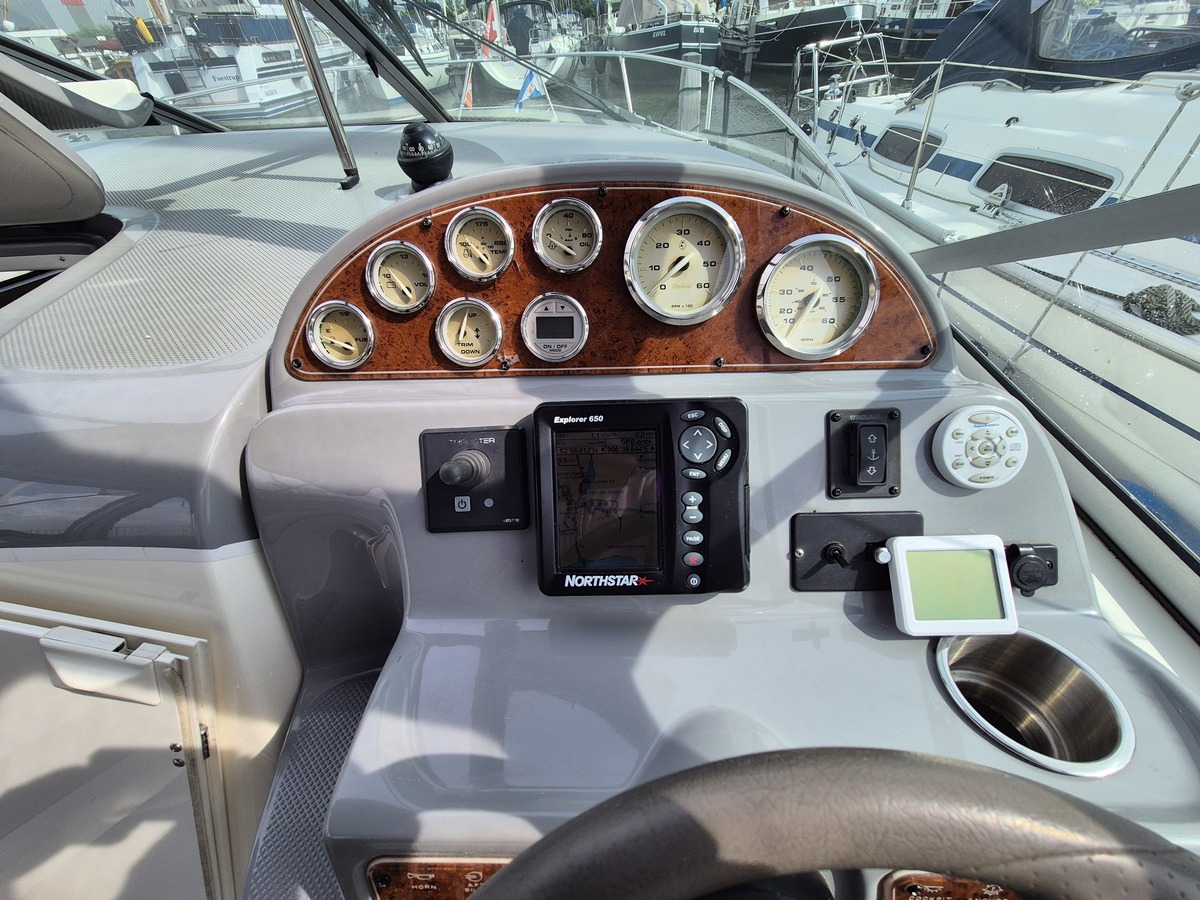 foto: 28 Bayliner 275