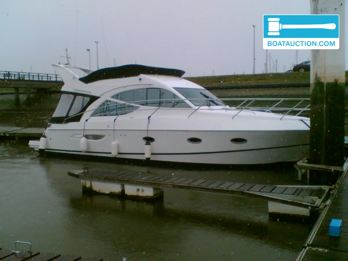 foto: 24 Galeon 390 FLY