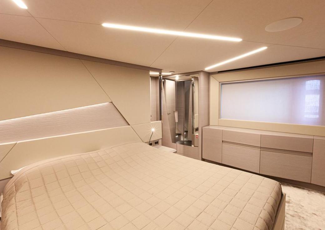 foto: 17 Pershing 7 X