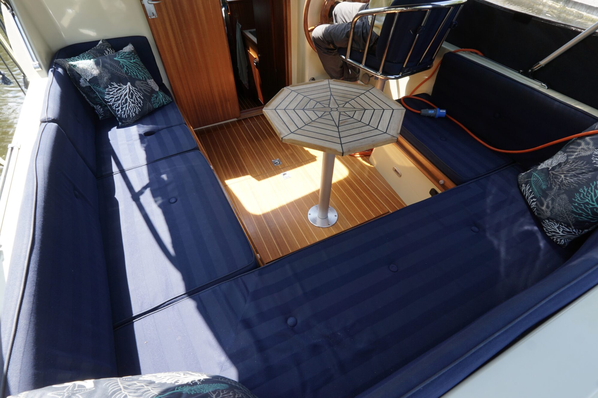 foto: 28 Antaris Antaris 7.20 Family