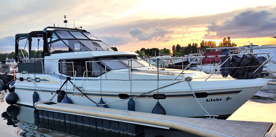 foto: 47 Vri-Jon Contessa 40