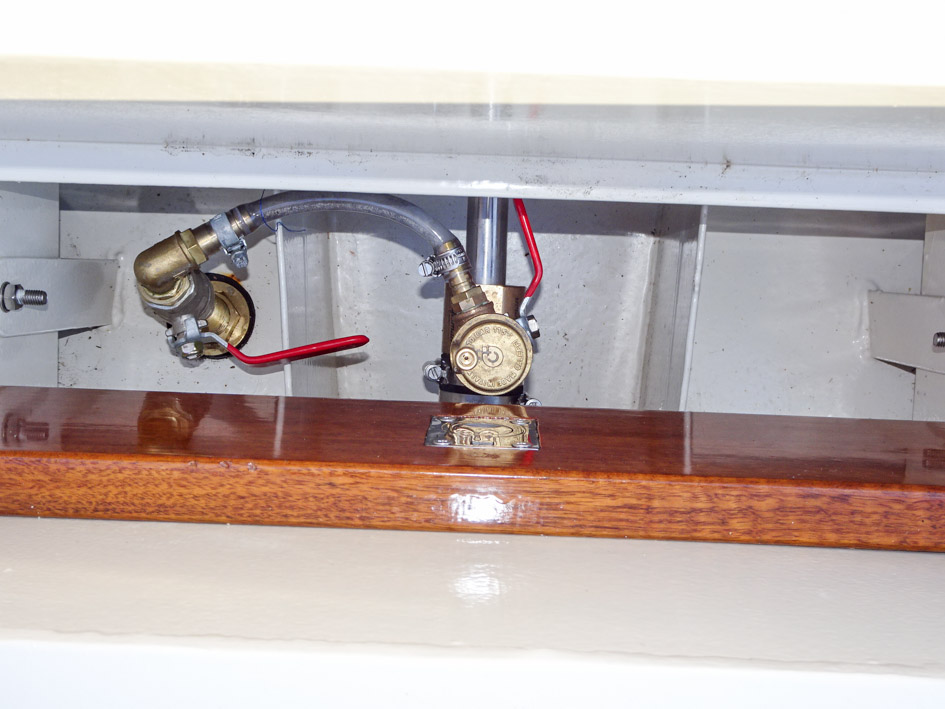 foto: 9 Elektrische Sloep 6.10 (Freya) 