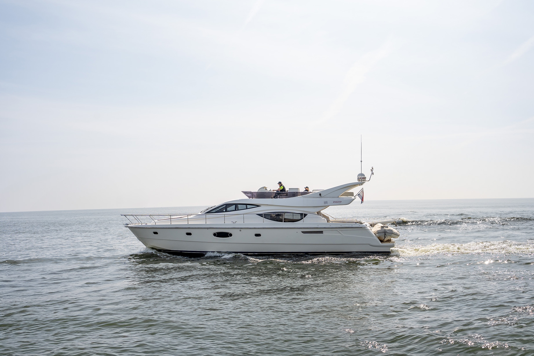 foto: 29 Ferretti Yachts 550