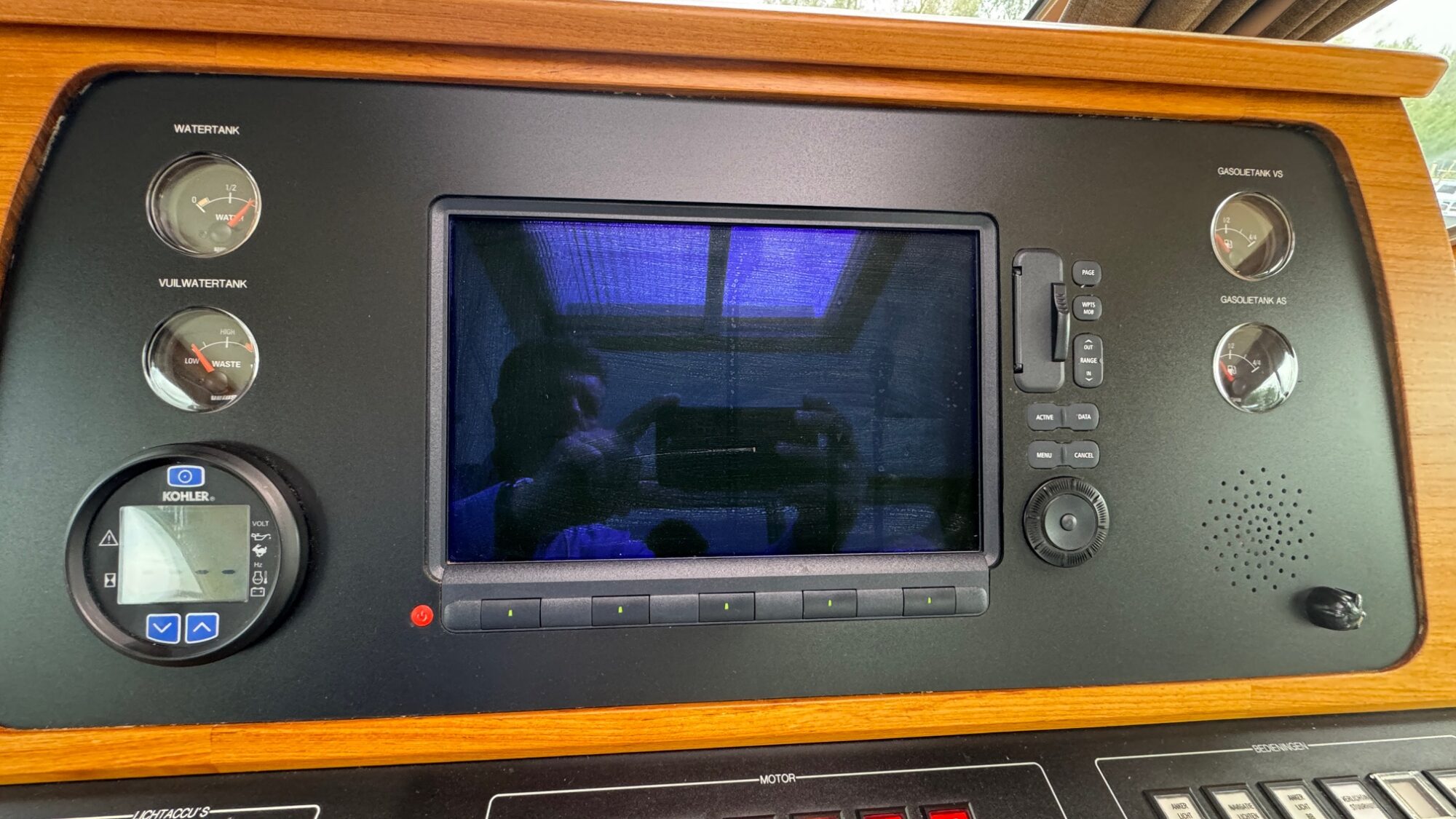 foto: 89 Custen Custen Kruiser 18.00 VS