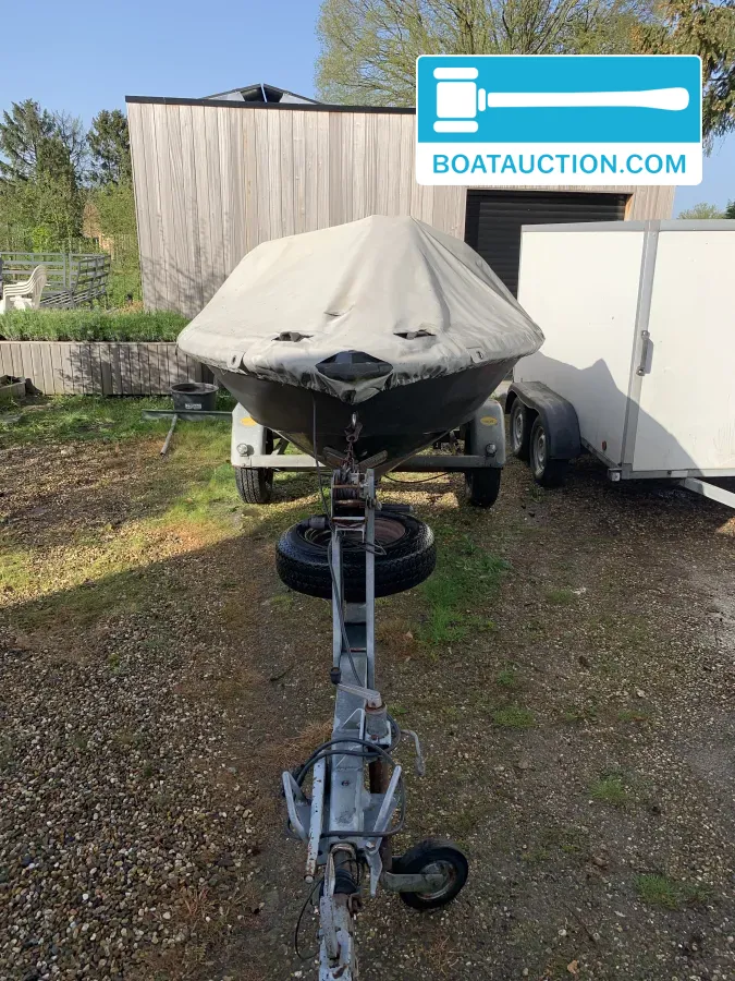 foto: 9 Speedboot 450 Sport