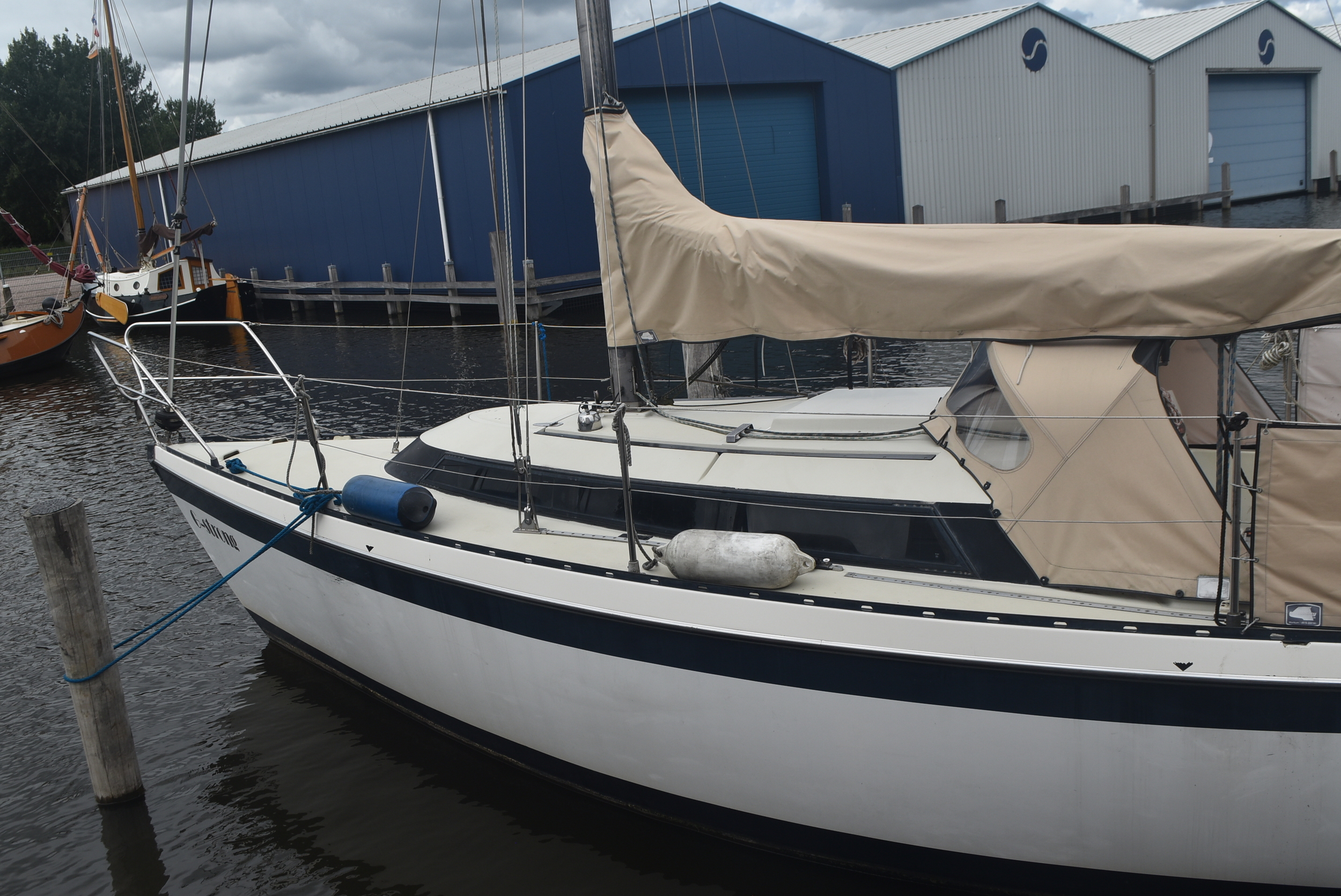 foto: 36 Friendship 28 Type 900