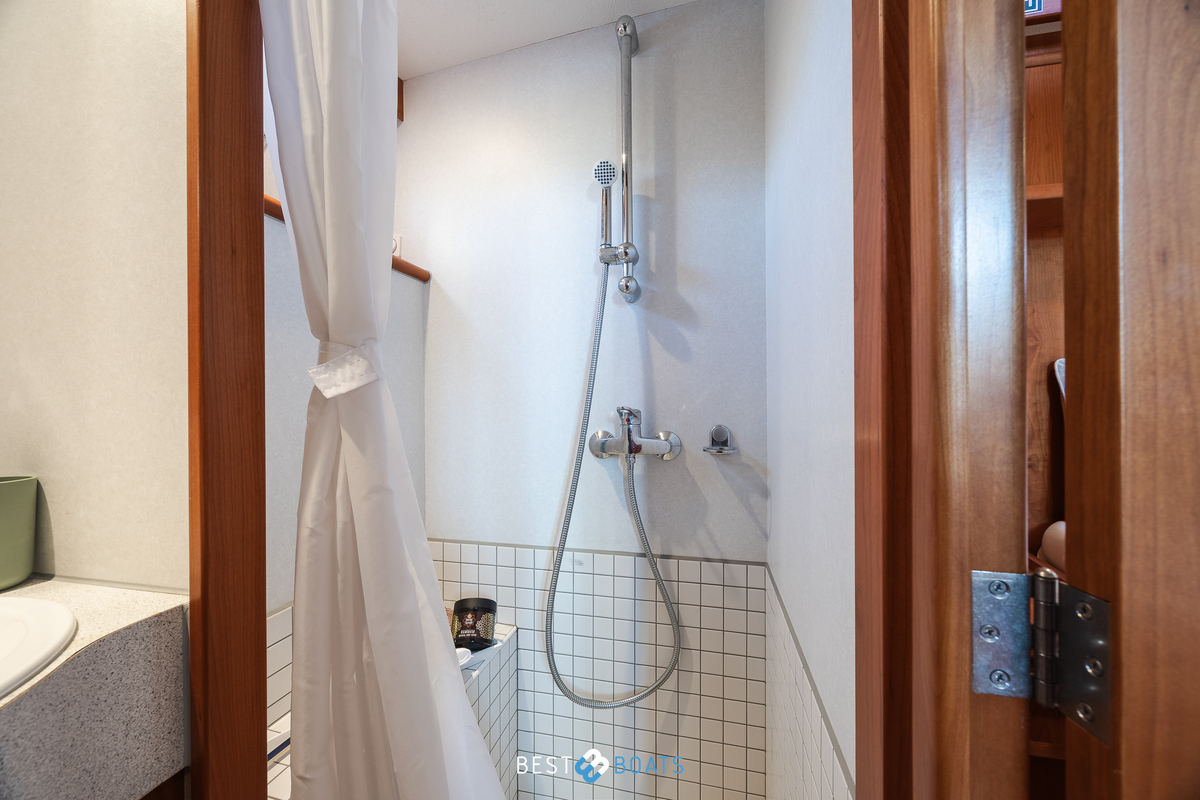 foto: 38 Linssen Grand Sturdy 380 AC 