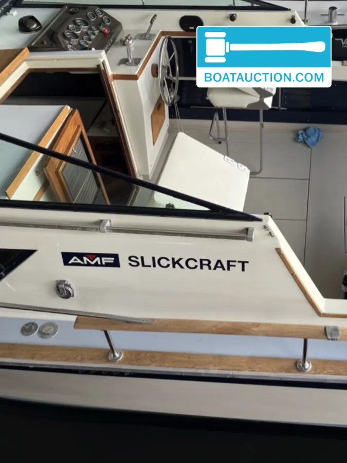 foto: 33 Slickcraft Speedcruiser
