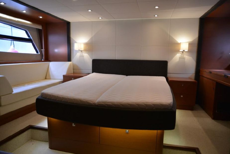 foto: 21 Prestige 60