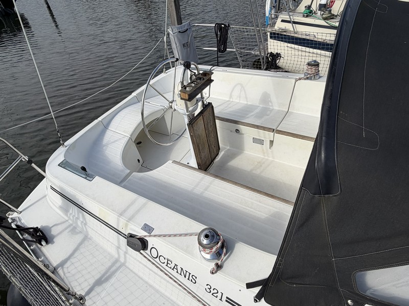 foto: 34 Beneteau Oceanis 321