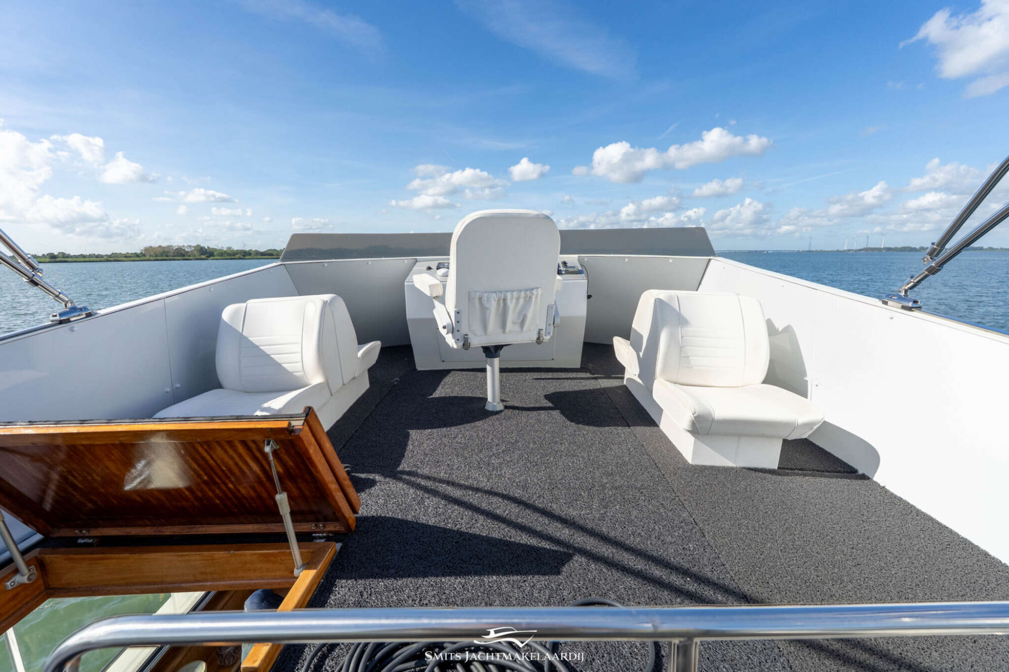foto: 51 Drettmann Drettmann 13.00 Flybridge
