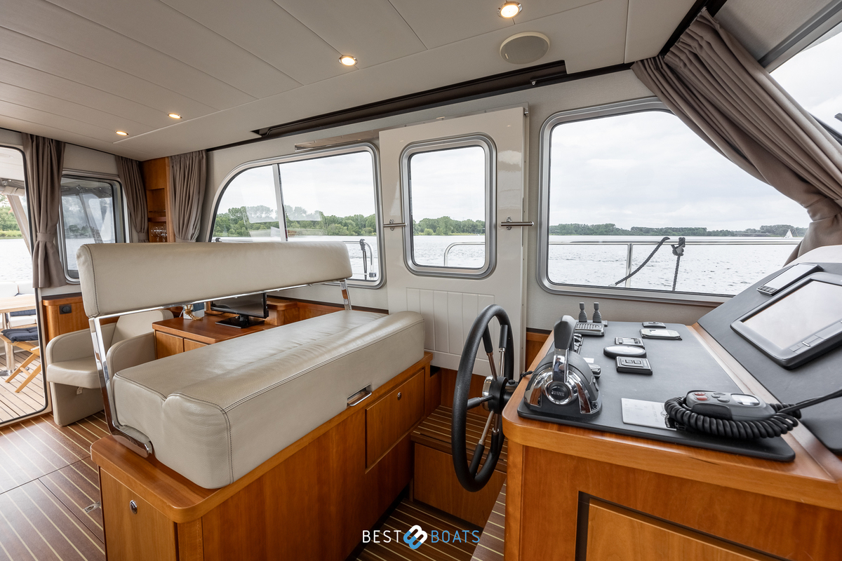 foto: 32 Linssen Grand Sturdy 410 Sedan