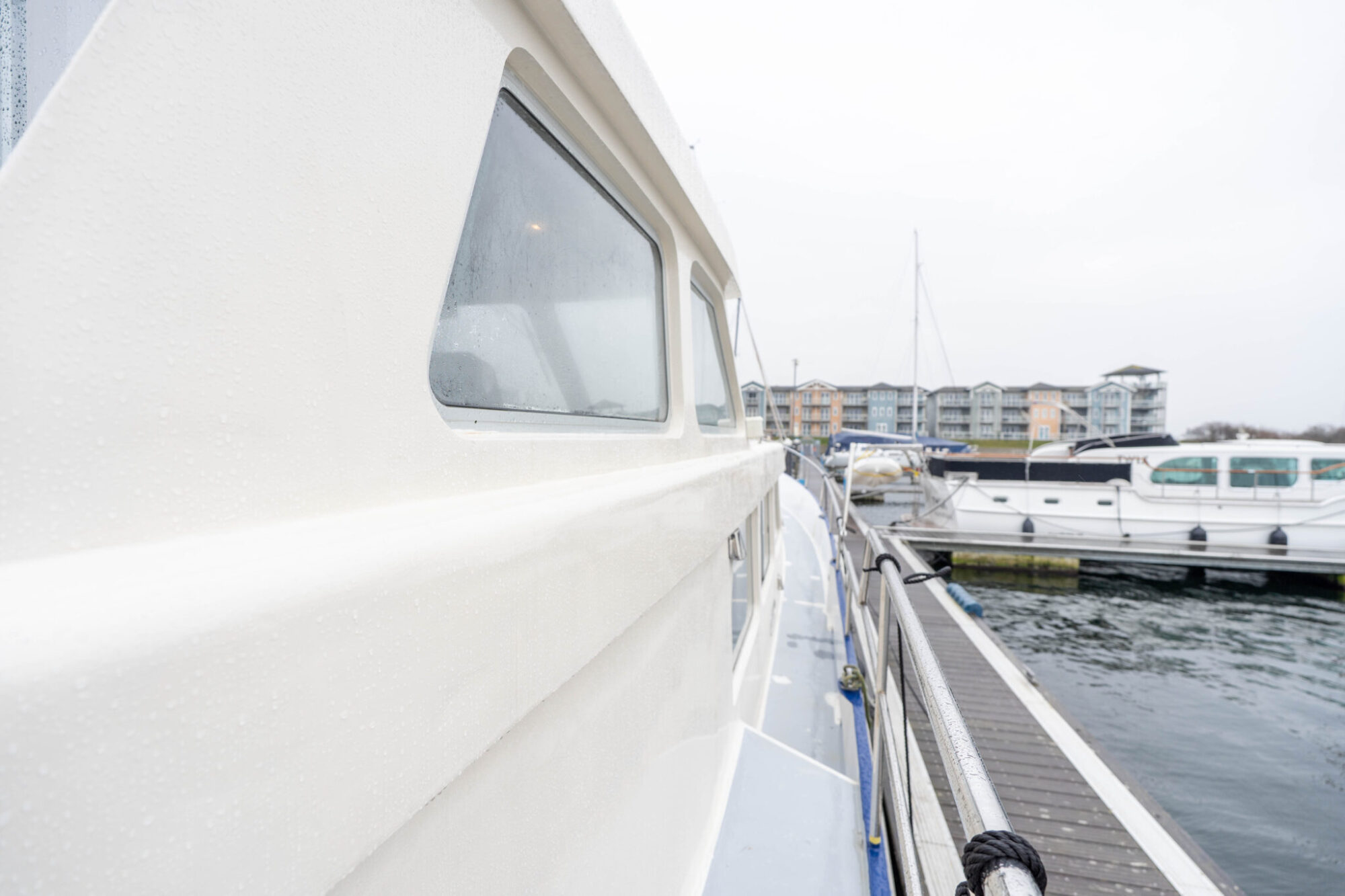 foto: 51 Pieter Beeldsnijder Pieter Beeldsnijder Spiegelkotter 15.00 VS