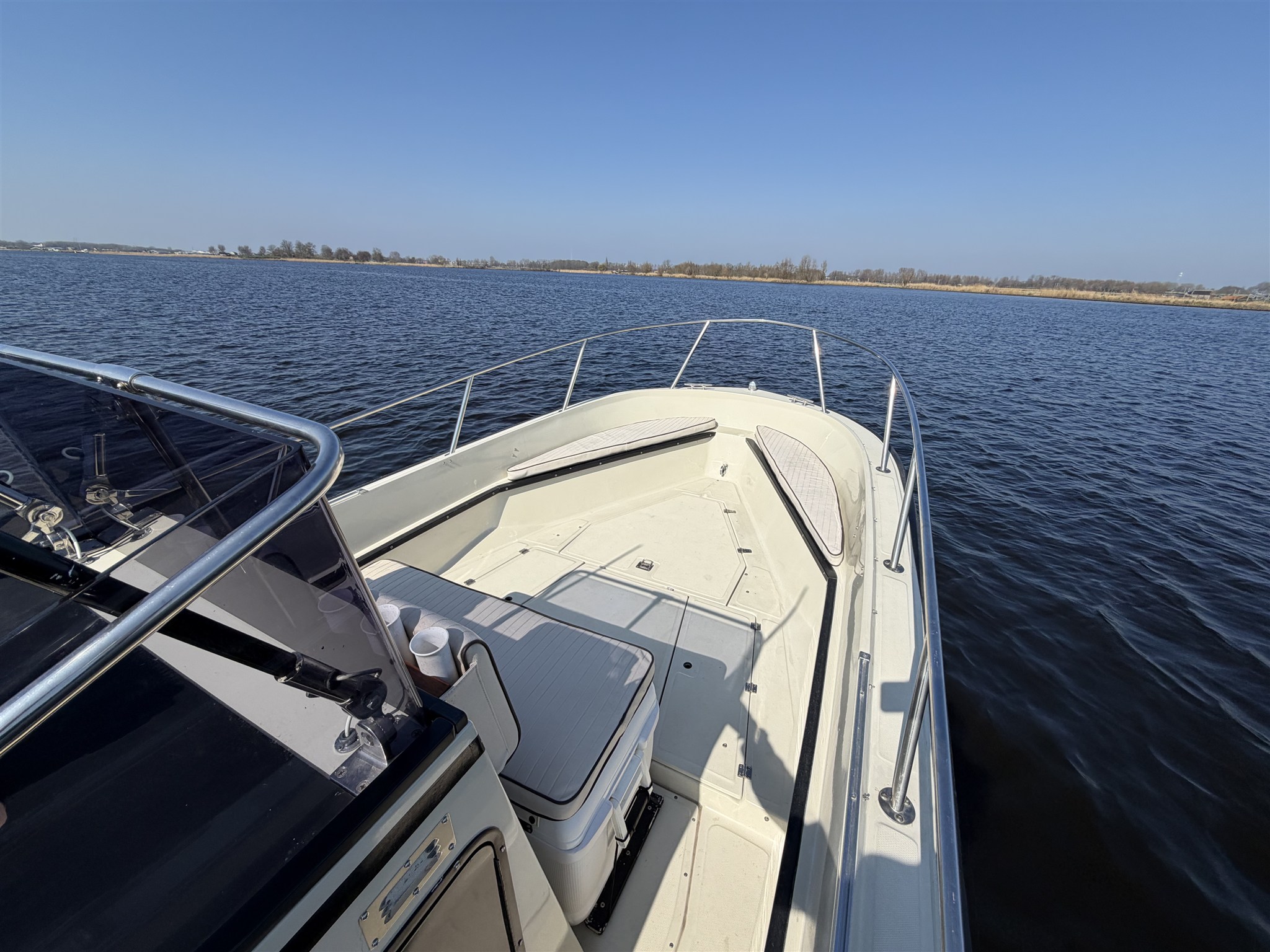 foto: 34 Boston Whaler OUTRAGE 25