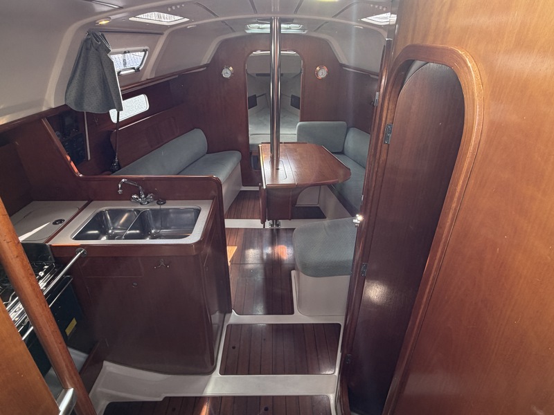 foto: 35 Beneteau Oceanis 321