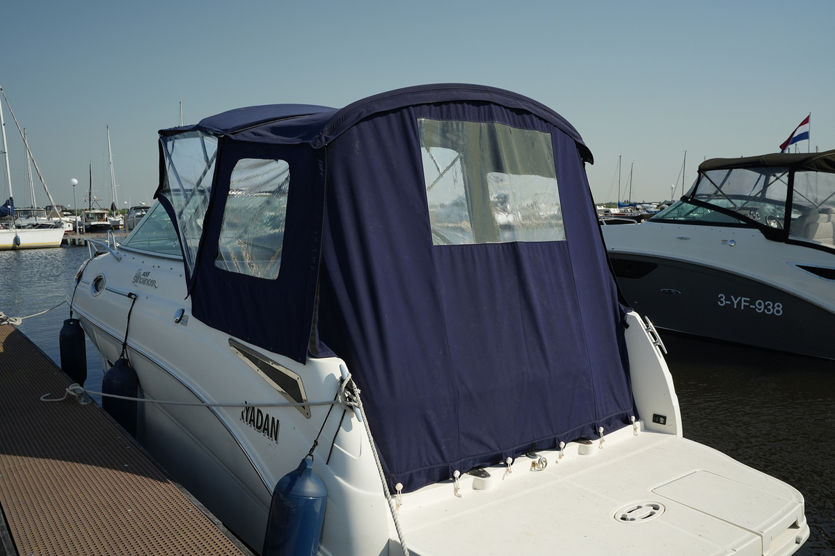 foto: 81 Sea Ray 255 Sundancer