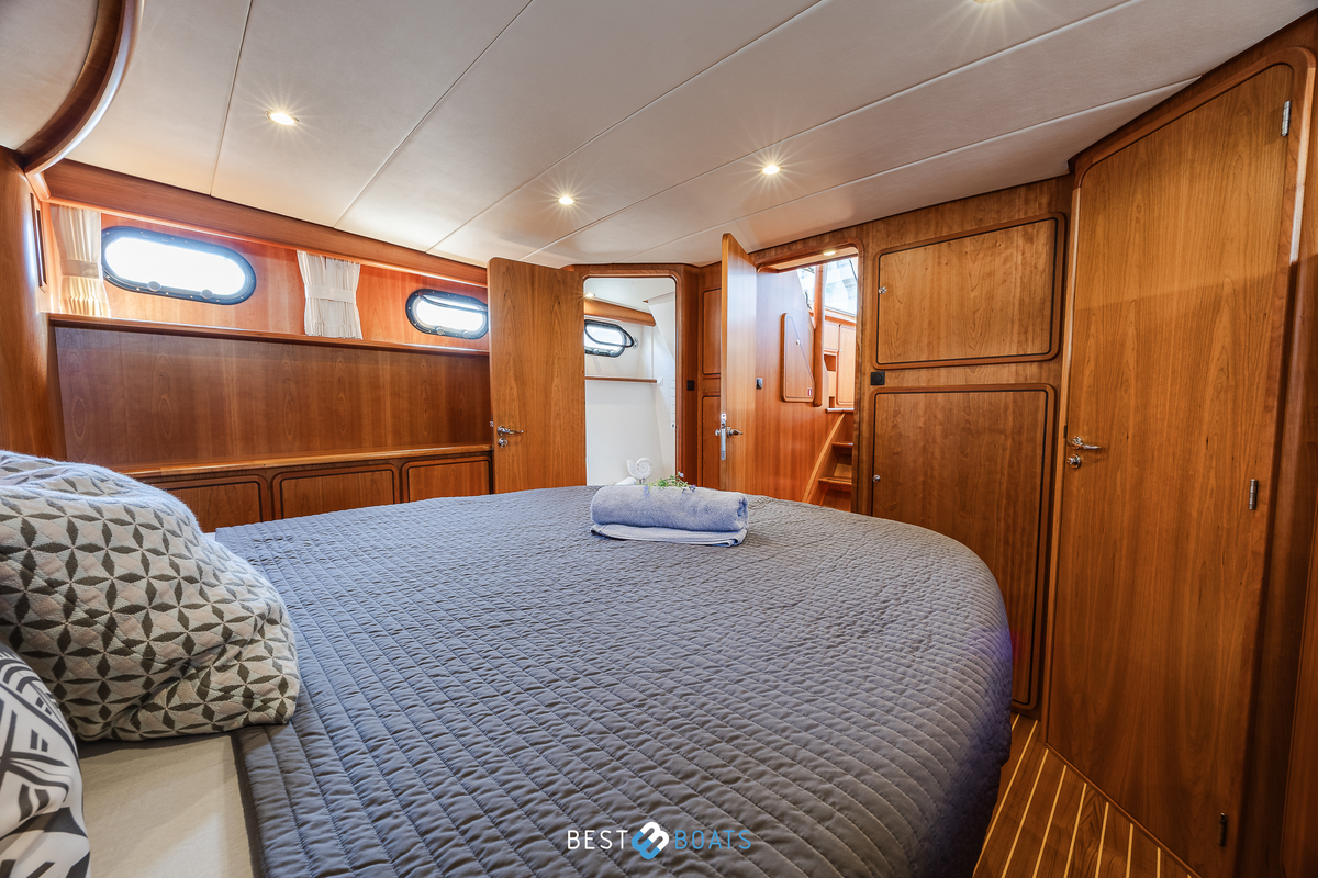 foto: 34 Linssen Grand Sturdy 470 MKIII