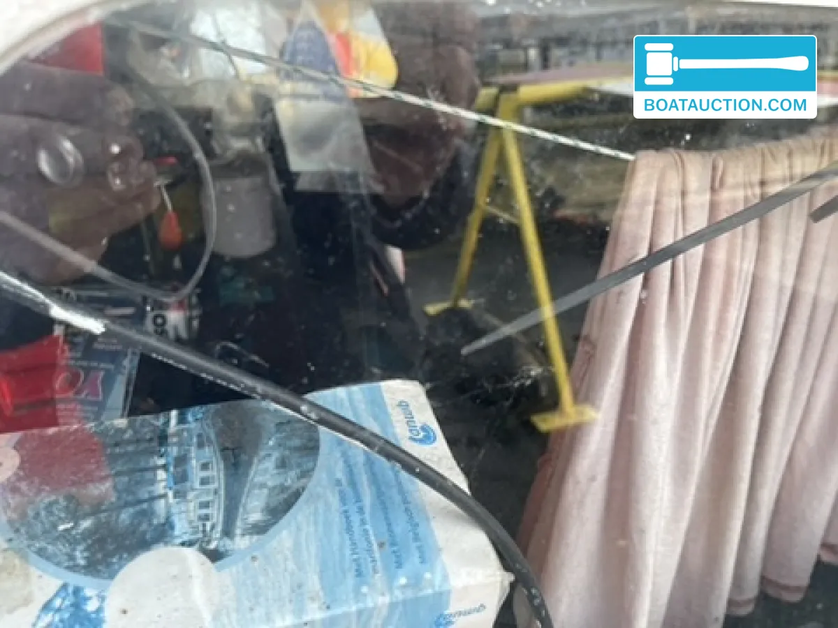 foto: 77 Motorboat 800