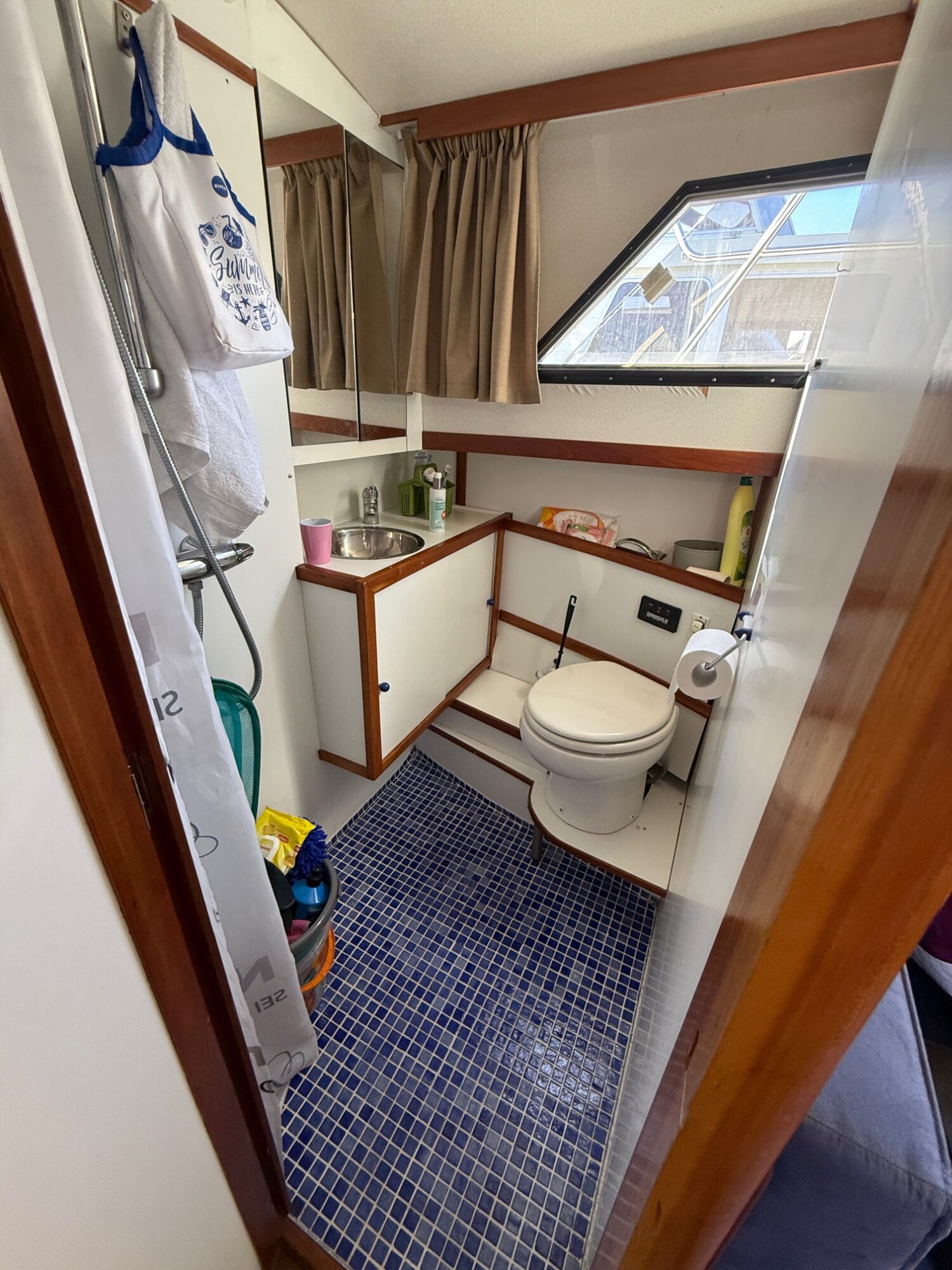 foto: 16 Excellent Excellent 9.60 OK