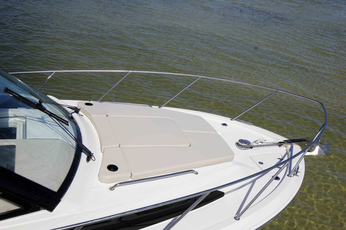 foto: 5 Boston Whaler 325 Conquest