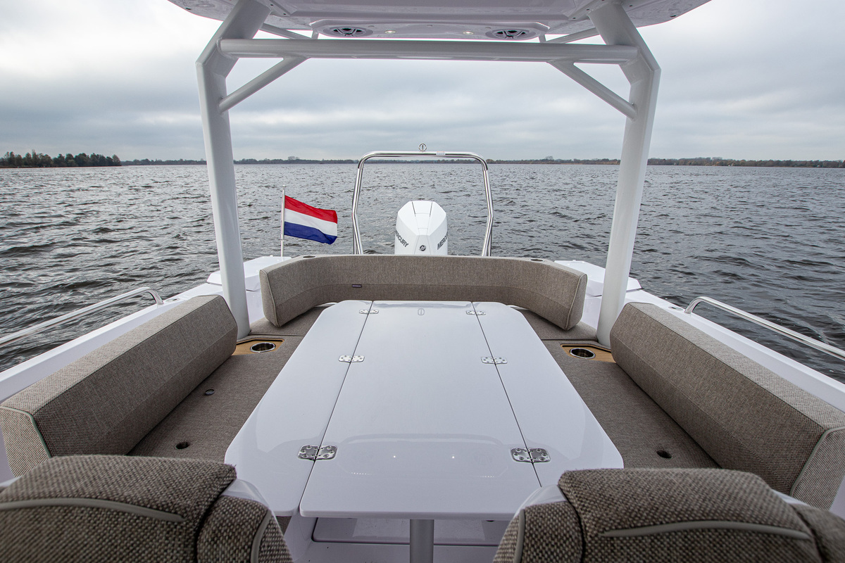 foto: 44 Axopar 29 Sun Top