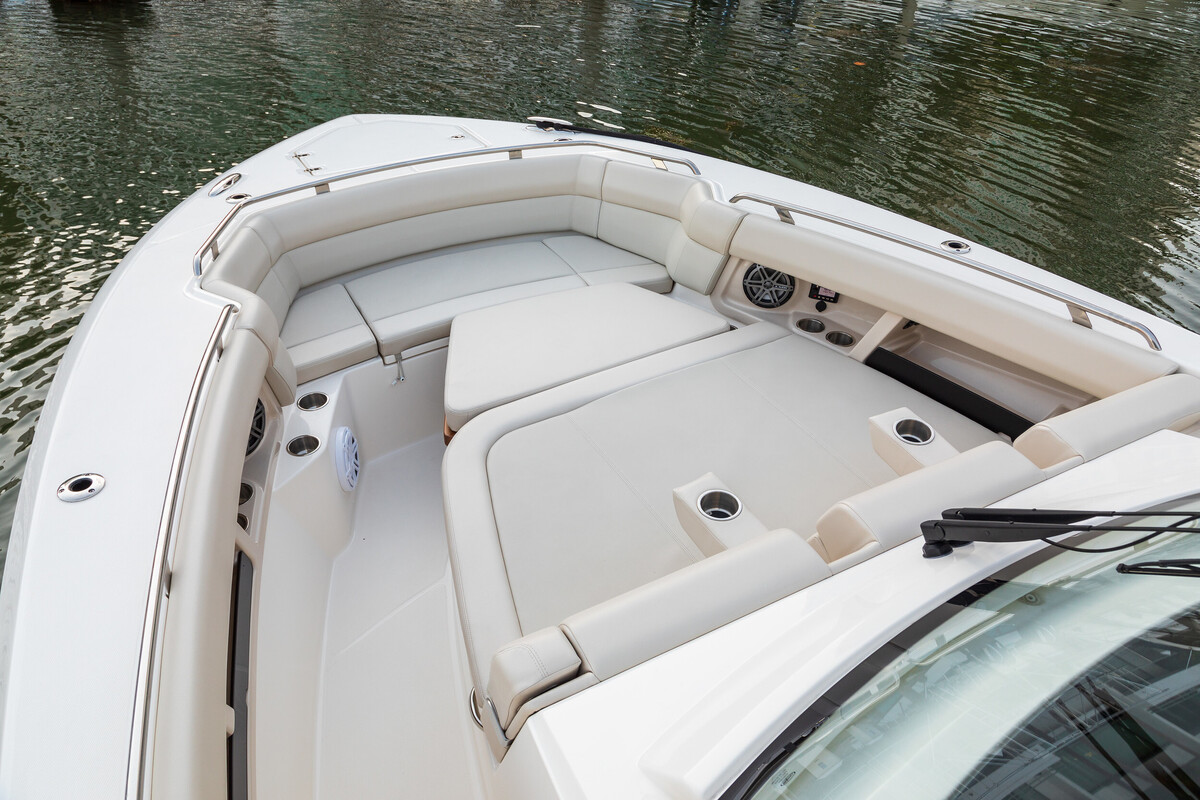 foto: 26 Boston Whaler 350 Realm