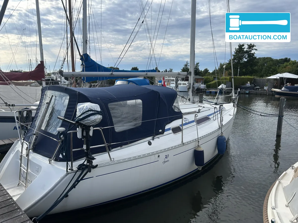 Dufour 30 Classic