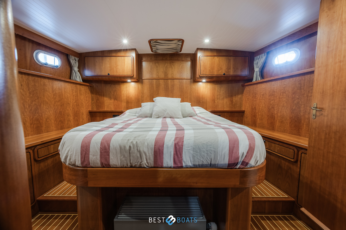 foto: 40 Linssen Grand Sturdy 410 AC Gold