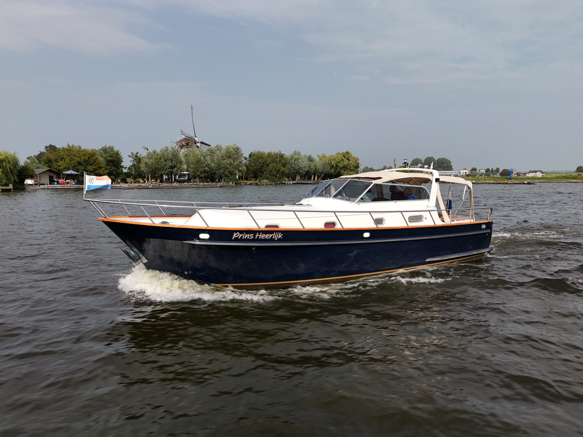 foto: 30 Tryvia Tryvia 1100 OK Cabrio Spiegeldeur