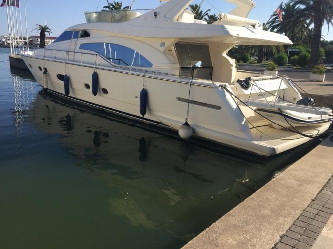 foto: 13 Ferretti  680