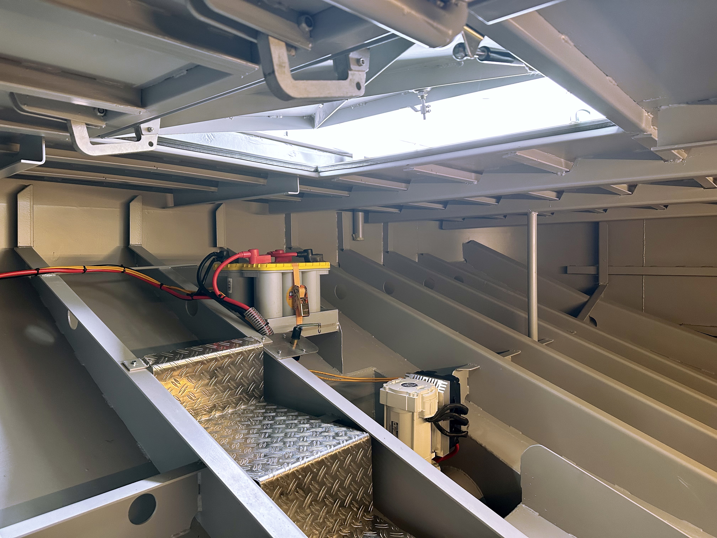 foto: 70 HOMESHIP VaarChalet In Amsterdam 1250D Luxe Houseboat