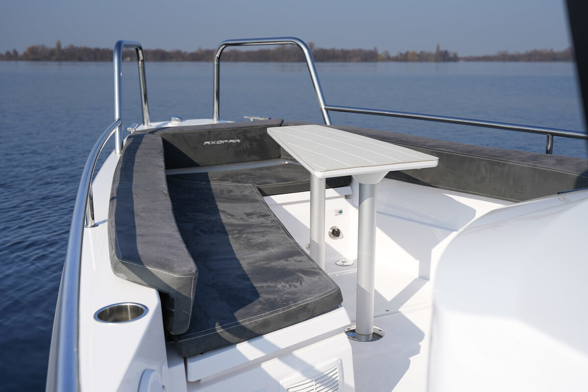 foto: 39 Axopar 28 Cabin - AC