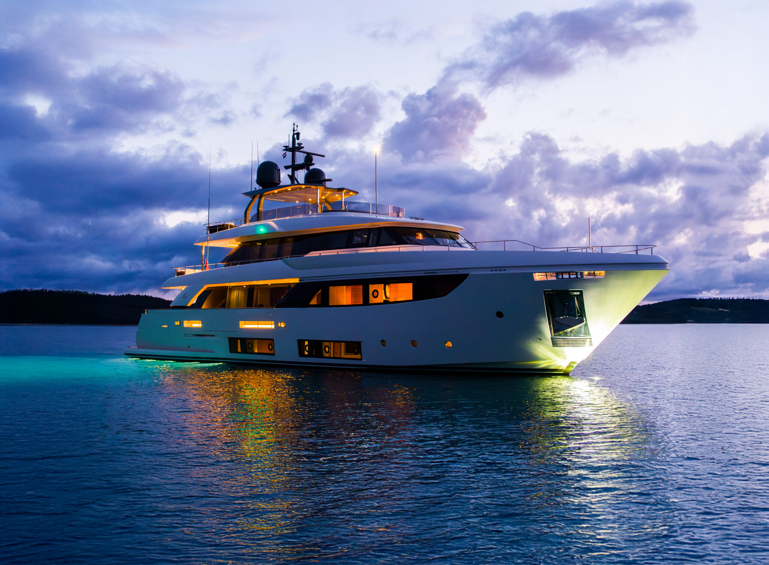 foto: 91 Custom Line Navetta 33