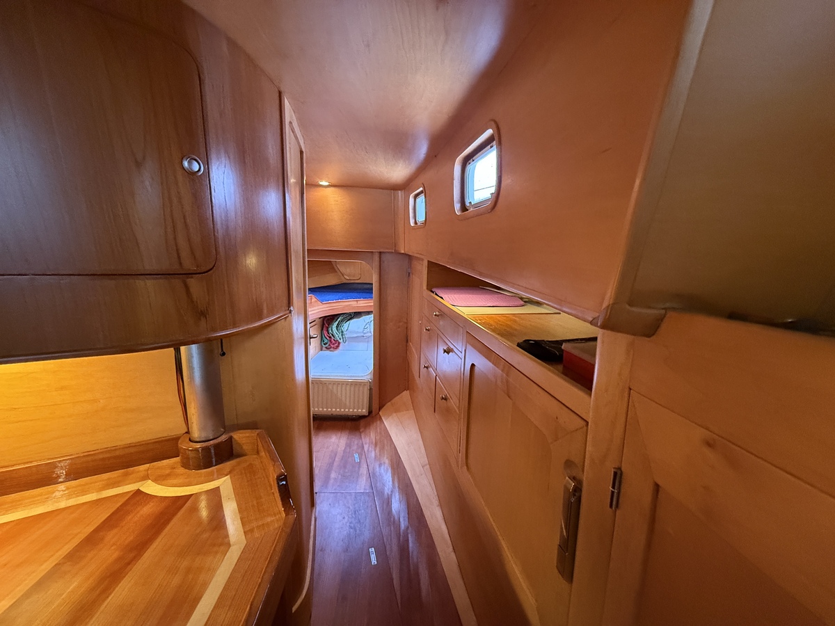 foto: 57 De Jong 12.50 One Off S-spant jachthek