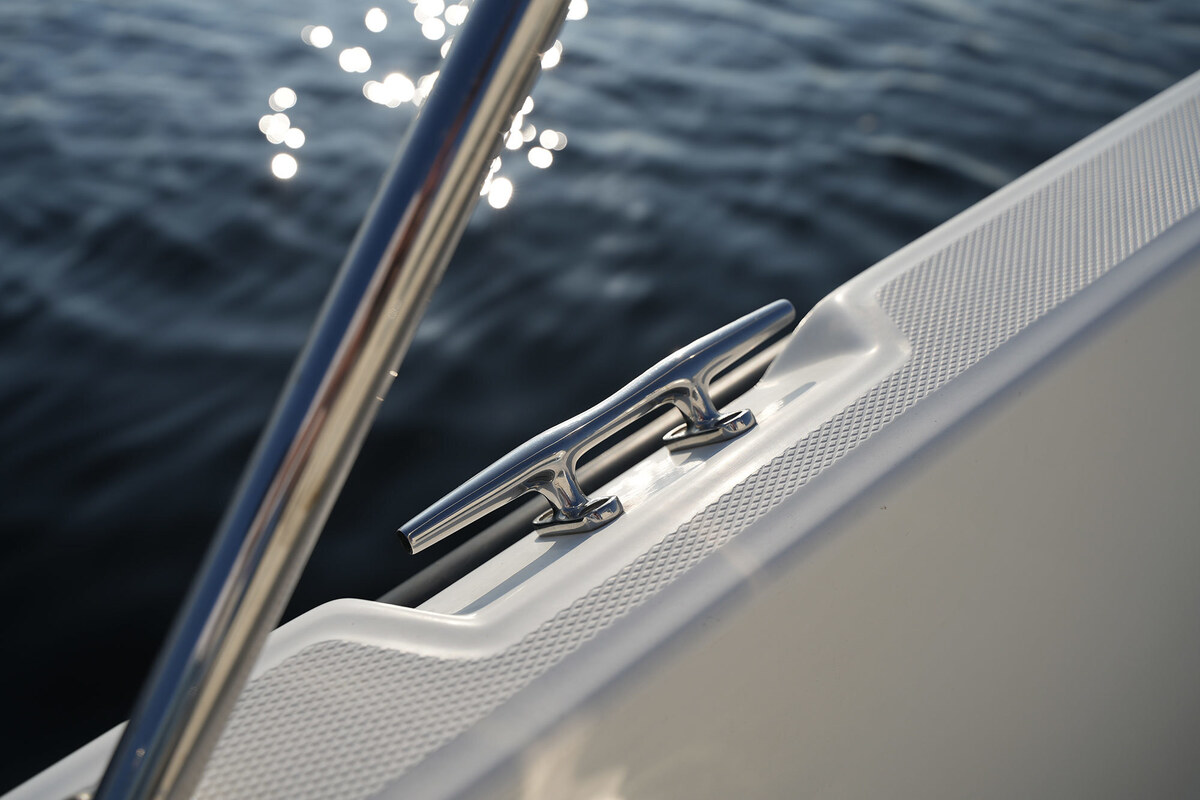 foto: 23 Boston Whaler 230 Dauntless