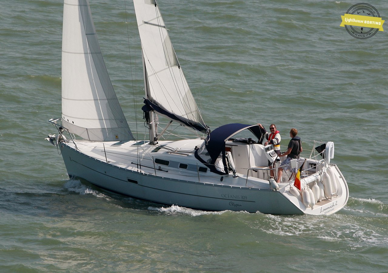 Beneteau Oceanis Clipper 323