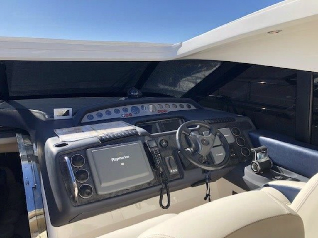 foto: 15 Princess V 58 HT