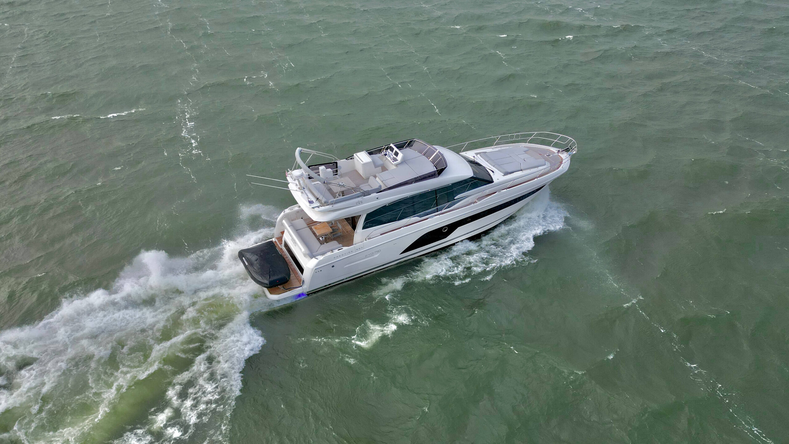 foto: 57 Prestige 590 Flybridge #49