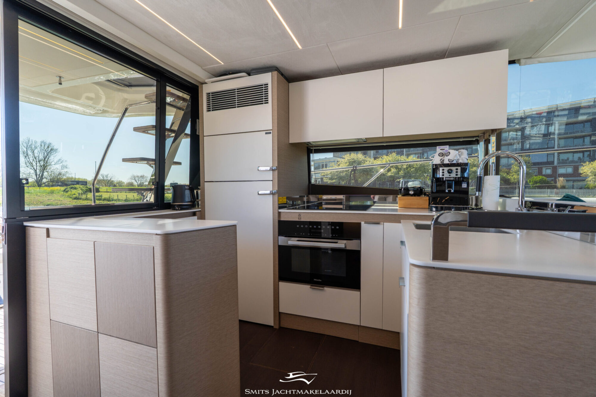 foto: 188 Prestige Prestige 590 Flybridge