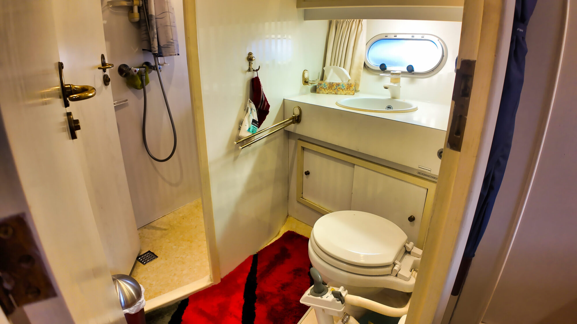 foto: 28 Neptunus Neptunus 138 / 46 Flybridge Sedan