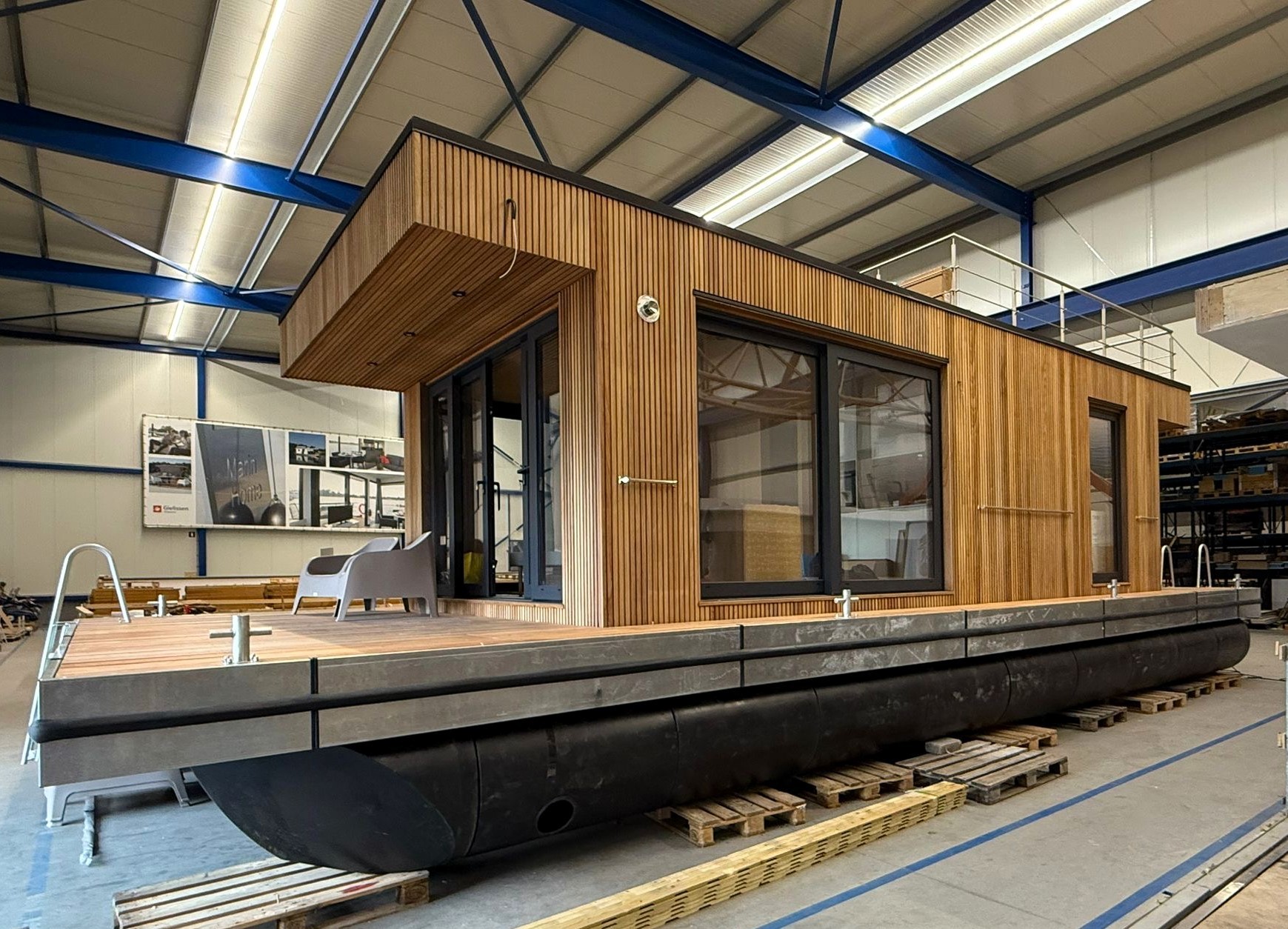 foto: 38 Surla 12 Houseboat Met (koop)ligplaats