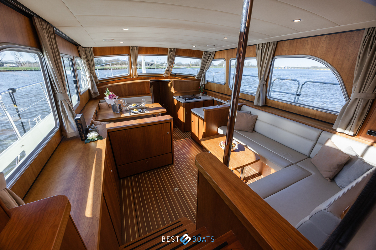foto: 43 Linssen  Grand Sturdy 40.0 AC