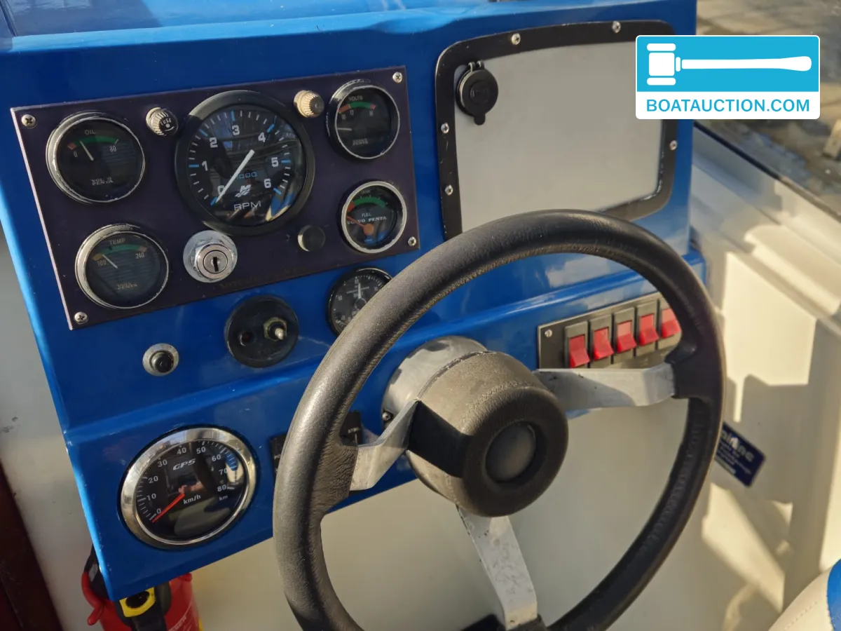 foto: 100 Fairline 21 Weekender