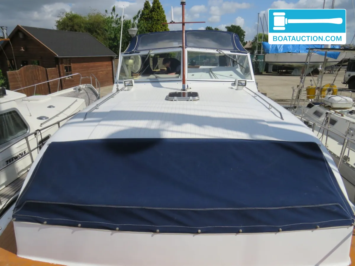 foto: 20 Chris Craft Catalina 35 DC