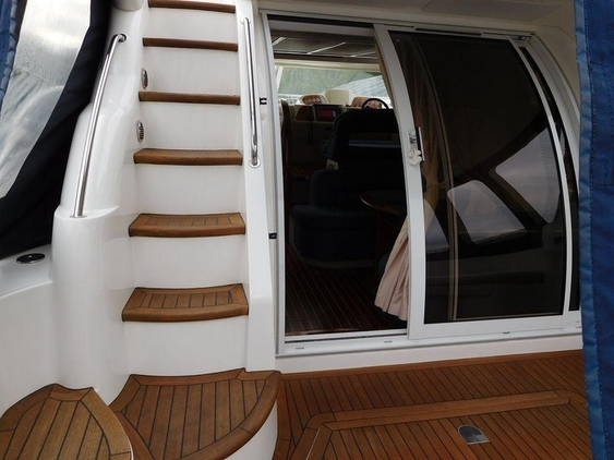 foto: 26 Sealine F 37