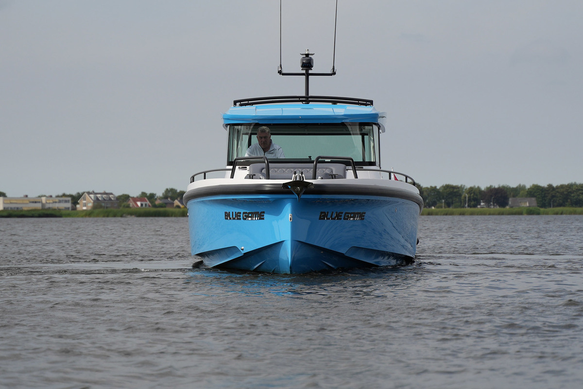 foto: 50 Axopar 37 XC Cross Cabin